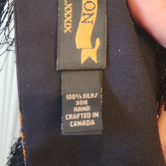 NWOT Dion 100% Silk Scarf - Picture 5 of 12